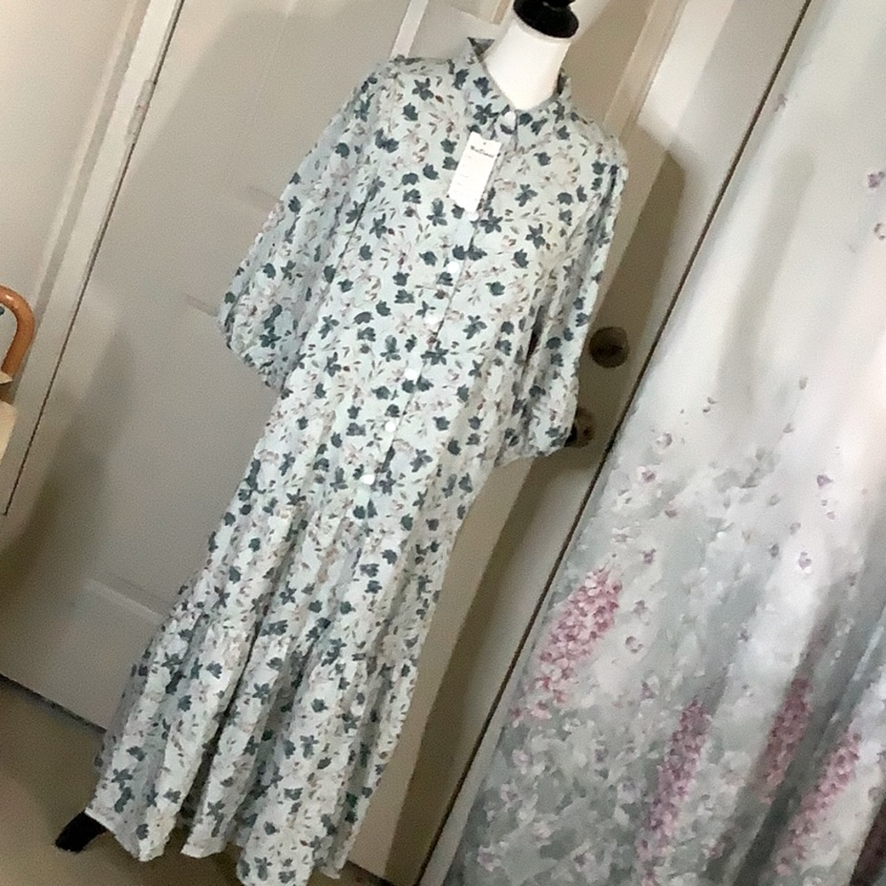 New, with tag. New Donna Puffy long dress